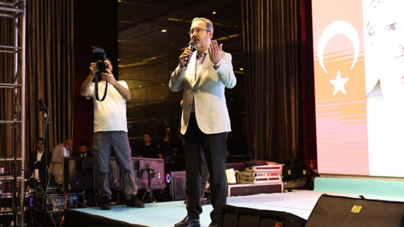 AK Partili Kasapoğlu’ndan Sert Eleştiri: “İzmir’in Hali Ortada”