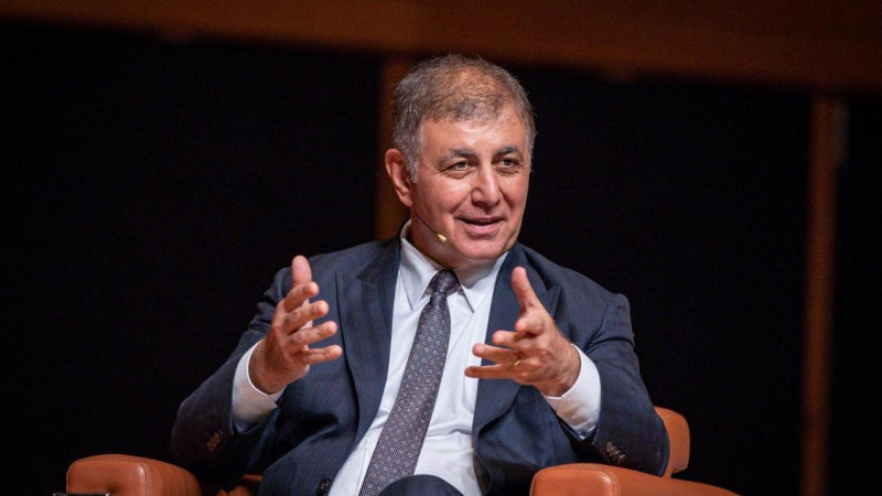 Cemil Tugay, İZBAN biniş ücretlerinde indirime gidileceğini açıkladı