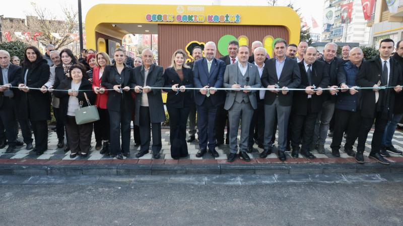 Menemen Belediyesi, anneler ve bebekler için destek noktaları kurdu