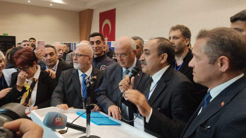 İzmir Lokantacılar Odası'nda başkanlık yarışı sonuçlandı: Doğan Kılıç yeniden başkan