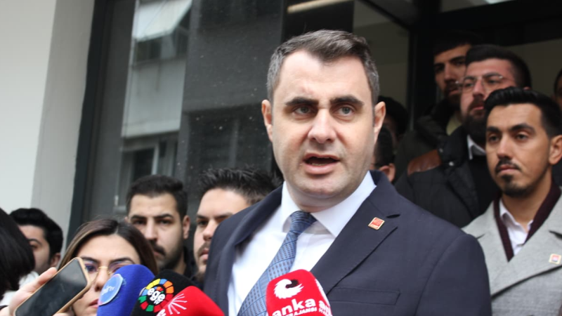 CHP İzmir İl Başkanı Çağatay Güç'ten Erken seçim çağrısı!