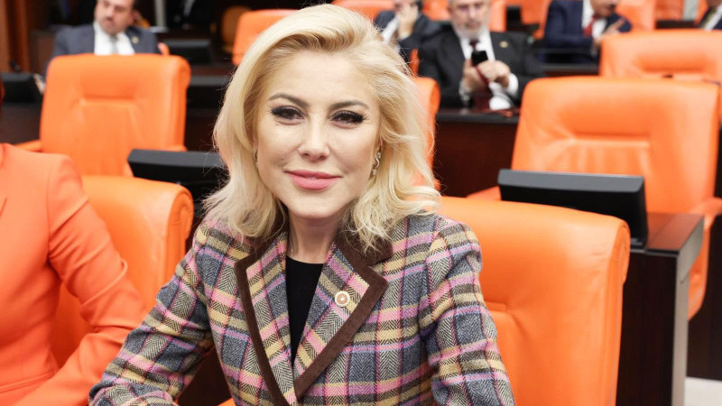 AK Partili Bursalı’dan Başkan Tugay’a eleştiri