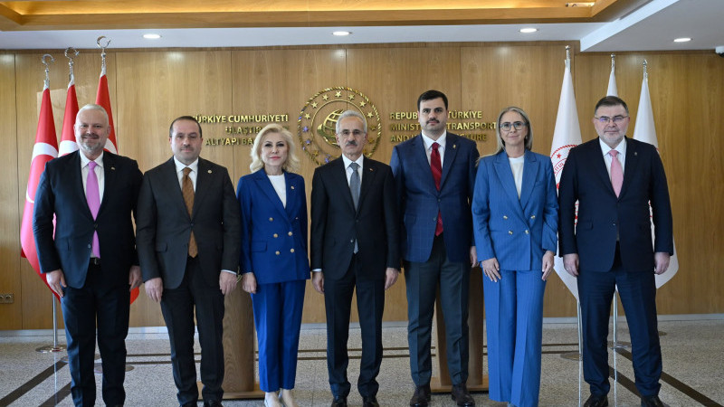 AK Parti İzmir heyetinden Ankara’da kritik ziyaret