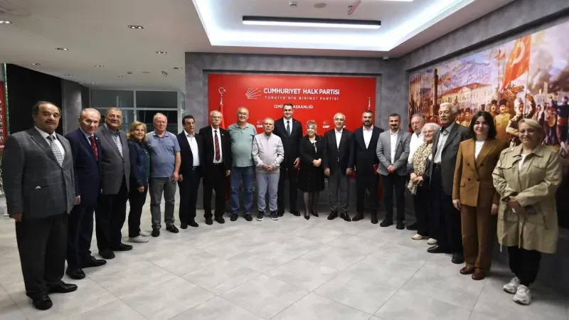 CHP’de “Mutlak Butlan” Gündemi: İzmir’de Kritik Zirve