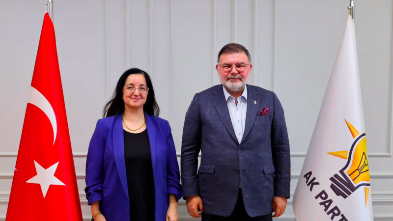 Bilal Saygılı, İzmir Şehir Hastanesi Başhekimi Yaprak Üstün’ü Ağırladı