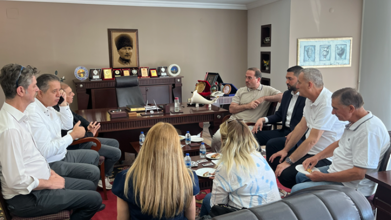 AK Parti İzmir Milletvekili Yaşar Kırkpınar: İzmir hak ettiği konumun uzağında kaldı