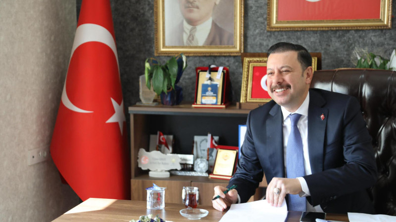 Mahmut Atilla Kaya: 