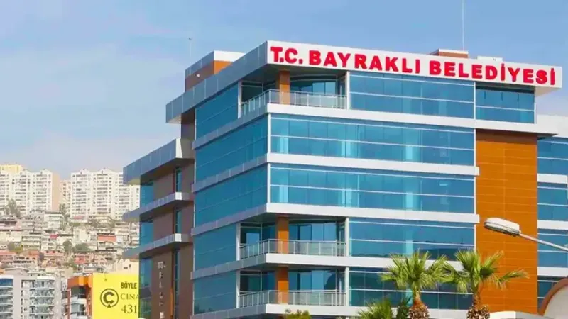 Bayraklı Belediyesi'nde başkan yardımcılığı görevinde değişiklik