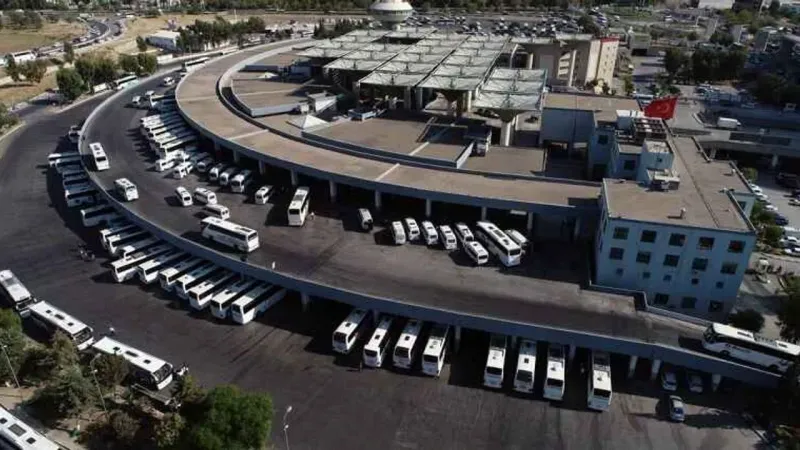 İzmir Otogarı’nın işletme hakkı Büyükşehir’e geçti