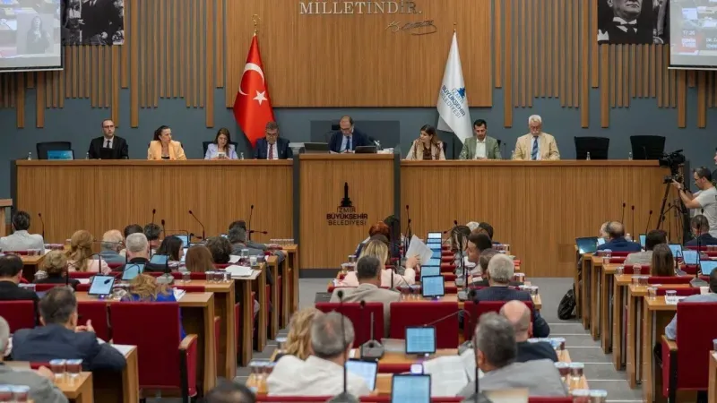 Büyükşehir Meclisi'nde dengeler değişti: 89 isim YENİ Parti'ye geçti