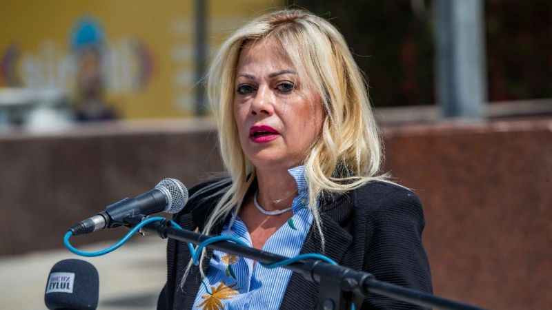 İzmir Gazeteciler Cemiyeti Başkanı Dilek Gappi “İftira” ve “Halkı Yanıltıcı Bilgi” Suçlamasıyla İfade Verdi